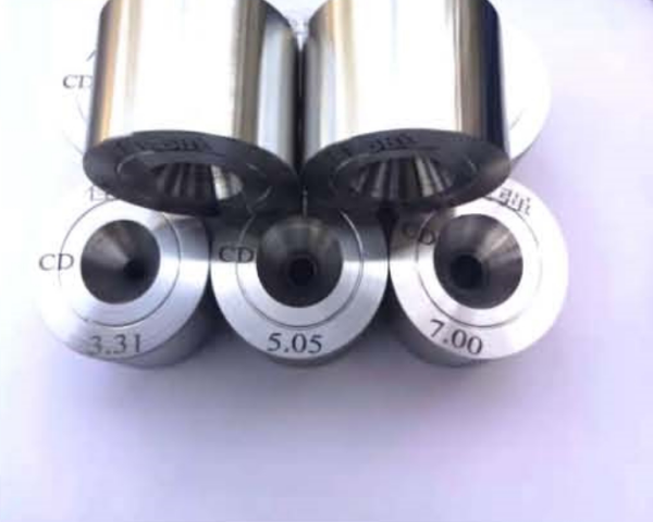 进口聚晶拉丝模